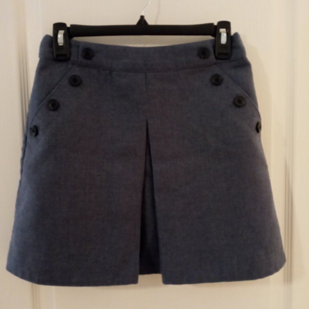 Gap size 2 skirt